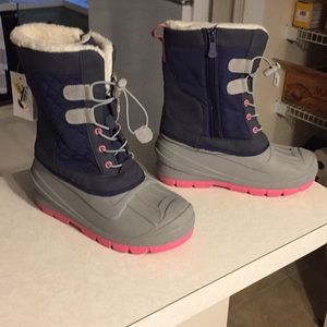 Women’s Insulated Boots Size 3